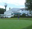 Seaview resort - putting green