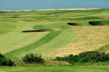 Royal Porthcawl has made Wales' south coast a must-visit golf destination since the 19th century.