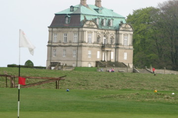 King Frederik III's castle sits near the 16th hole at Royal Copenhagen.