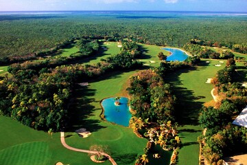The Reef and Lucaya golf courses are across the street from Grand Bahama Island Our Lucaya Resort.
