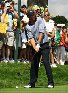 Following his second British Open win, Padraig Harrington was able to hold onto a pair of gorgeous jugs.