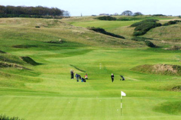 Kingsbarns makes for a worthy, modern-day option after you've played the nearby Old Course.