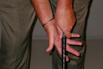 The power thumb position of the Symple Power Swing.