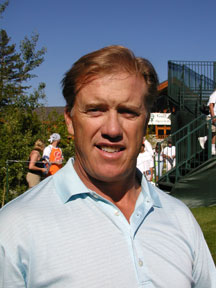 John Elway can swing the part, but he swears that practice is bane of his golf game