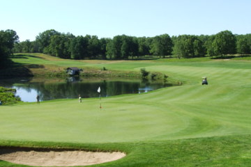 The 18th at Pilgrim's Run is one of the Grand Rapids area's most exciting holes.
