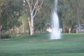 From the tee on Squire No. 7, it looks like there is a geyser shooting water straight up out of the fairway grass.